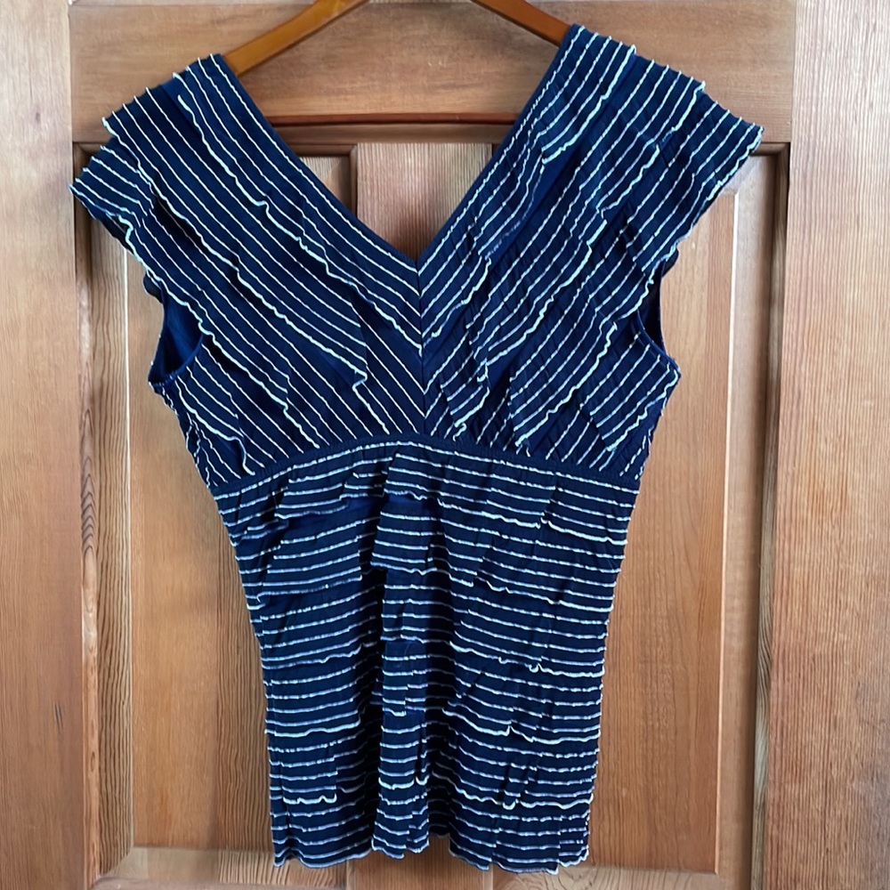 Max Studio Ruffled V-neck Shirt - Picture 3 of 3